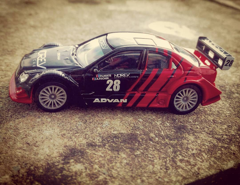 Illustration for article titled Mercedes AMG C Class W203 - Norev 1:64